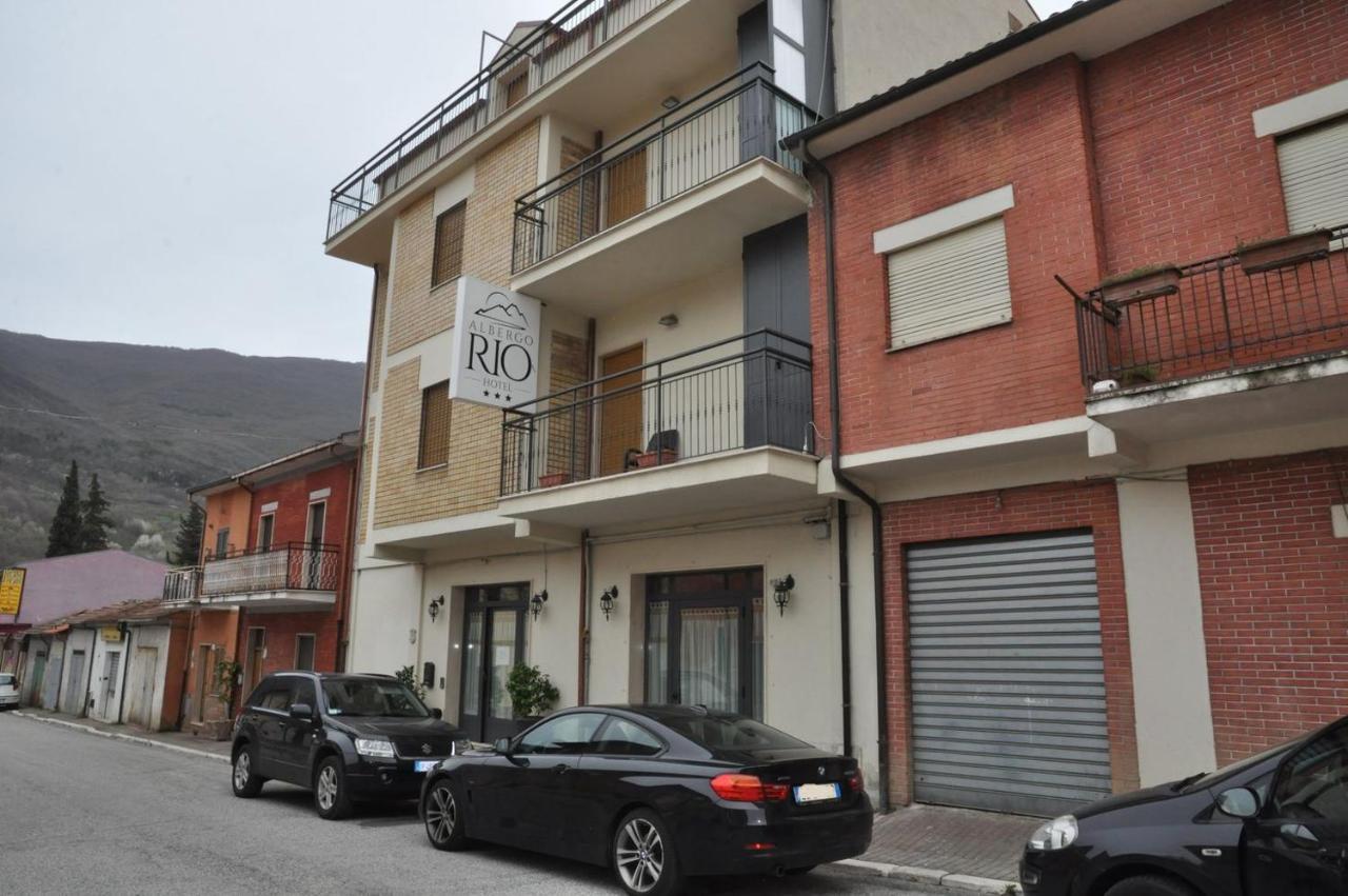 Albergo Rio Canistro Exterior foto